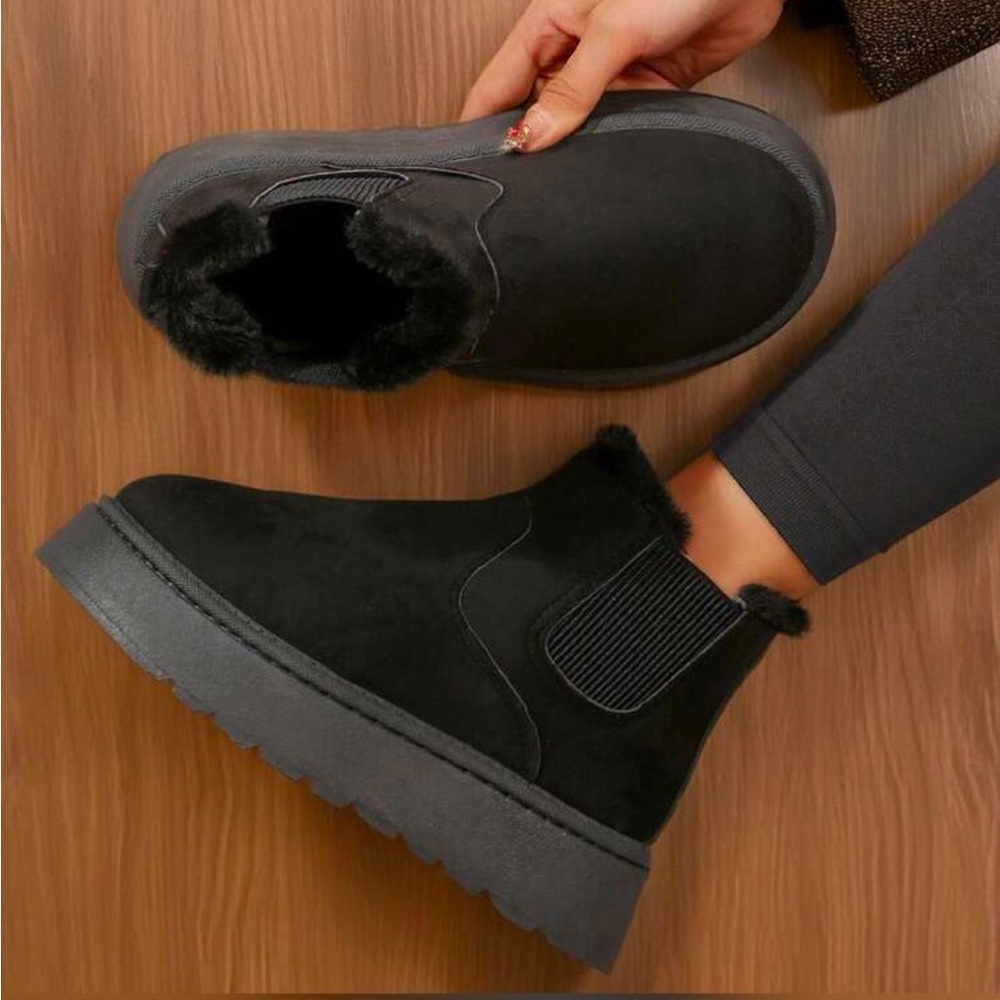 SHEIN fur platform ankle winter boots